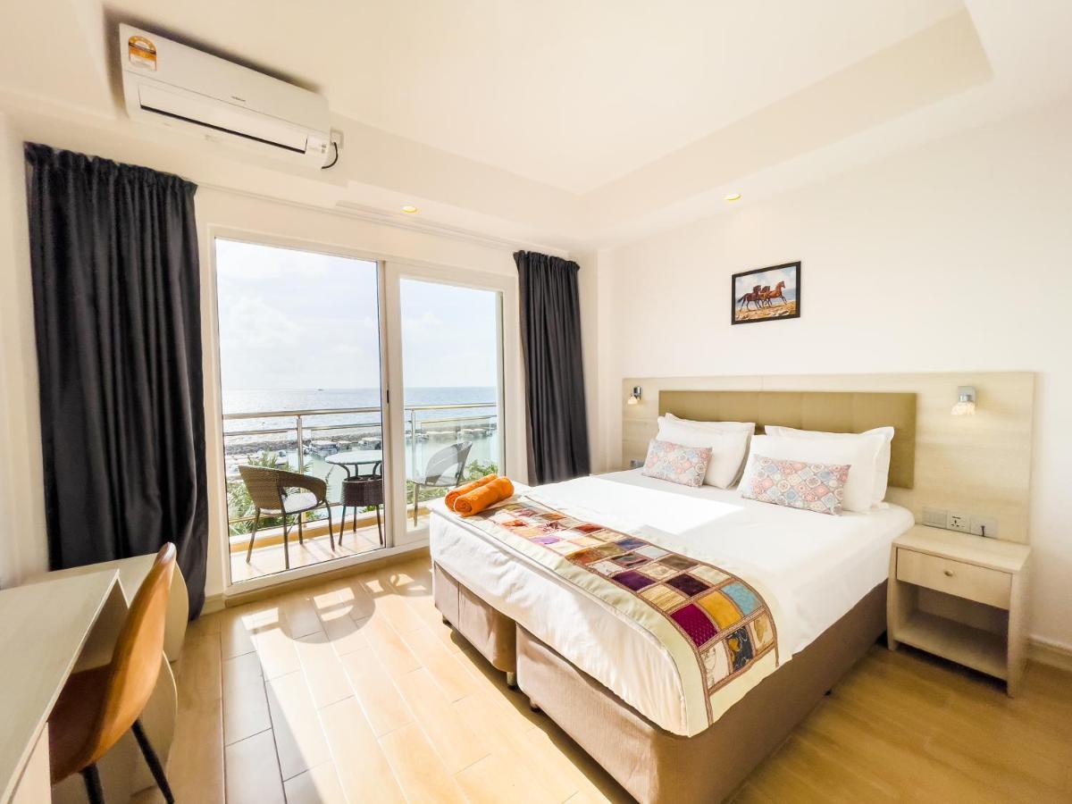 艾科滨海海景酒店 马富施 外观 照片