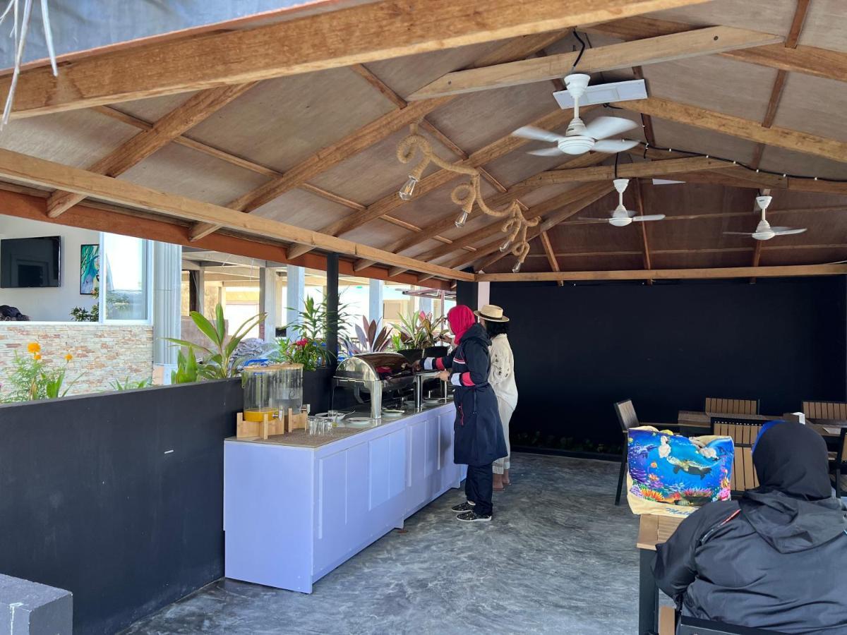艾科滨海海景酒店 马富施 外观 照片