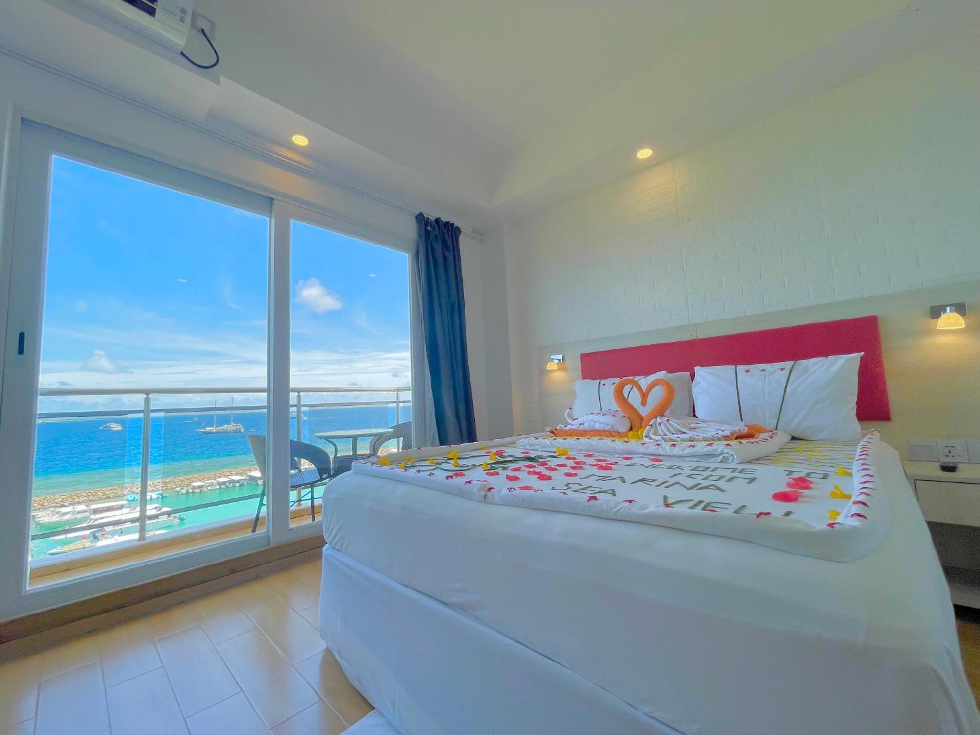 艾科滨海海景酒店 马富施 外观 照片