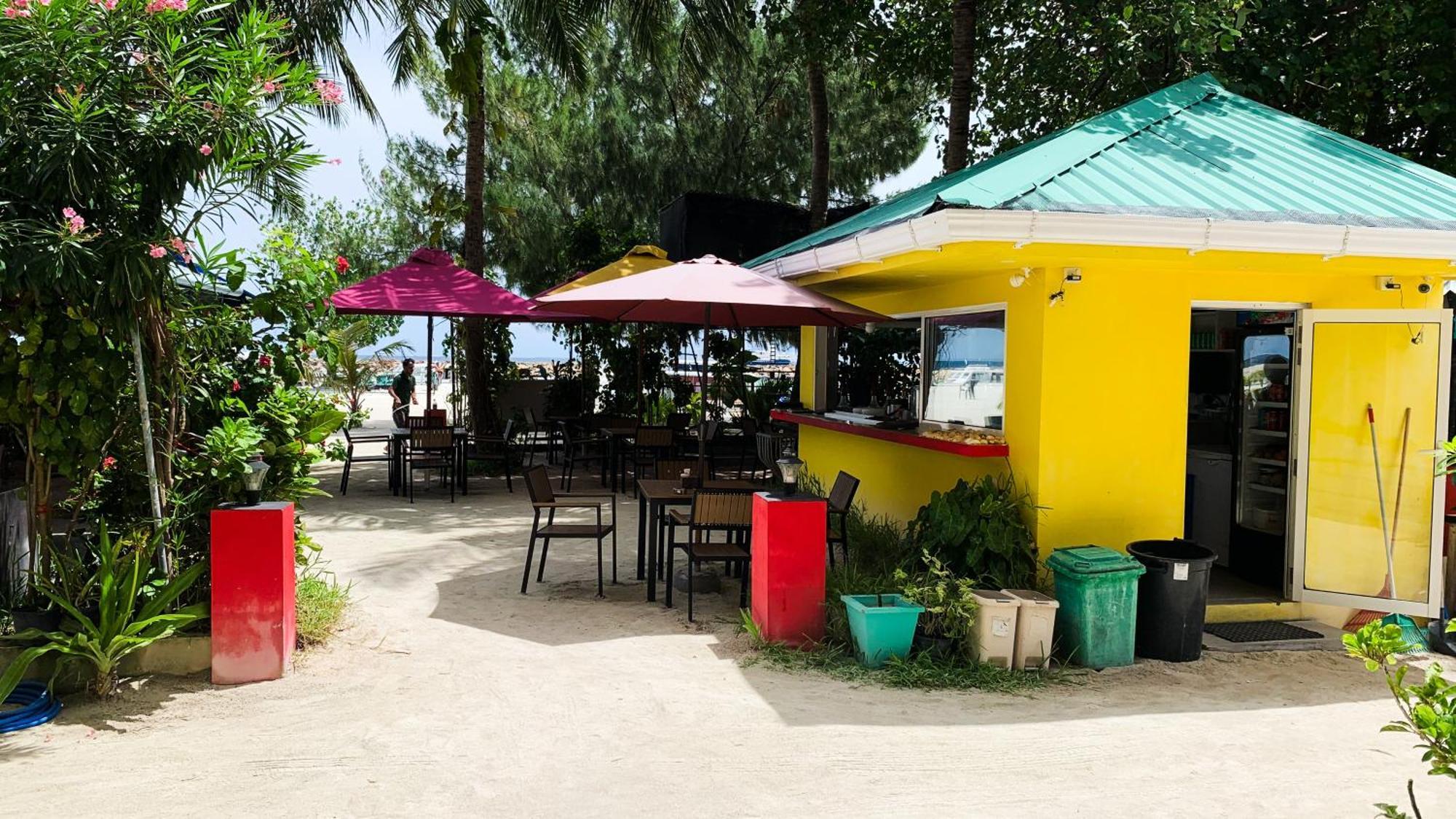 艾科滨海海景酒店 马富施 外观 照片
